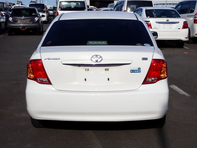 TOYOTA Corolla Axio thumbnail 4