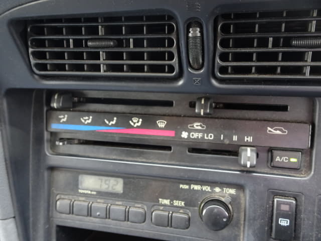 TOYOTA Hiace Van thumbnail 30