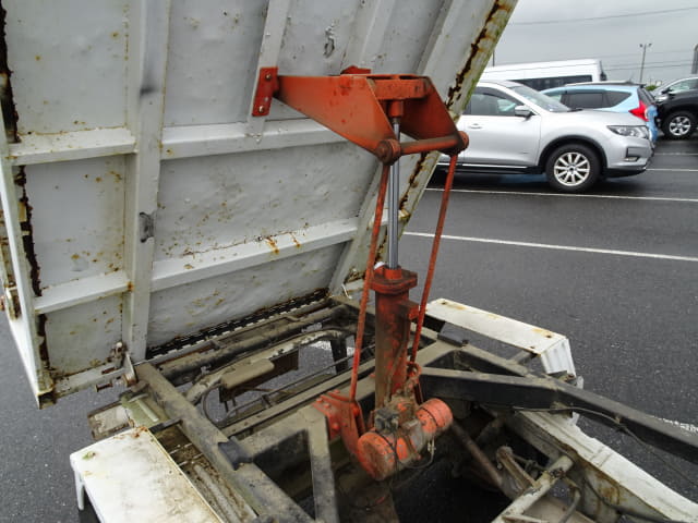 SUZUKI Carry Truck thumbnail 4