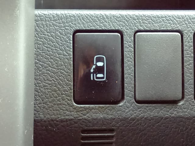 TOYOTA Noah thumbnail 47