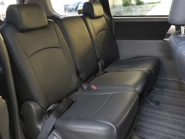 TOYOTA Noah thumbnail 60
