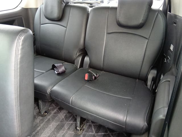 TOYOTA Noah thumbnail 29