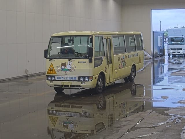 MITSUBISHI Rosa
