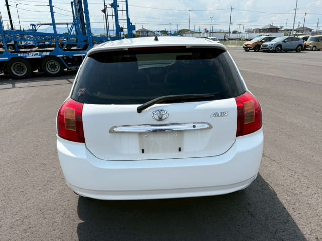 TOYOTA Allex thumbnail 4