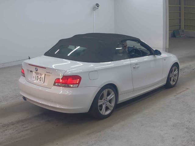 BMW 1 Series thumbnail 2