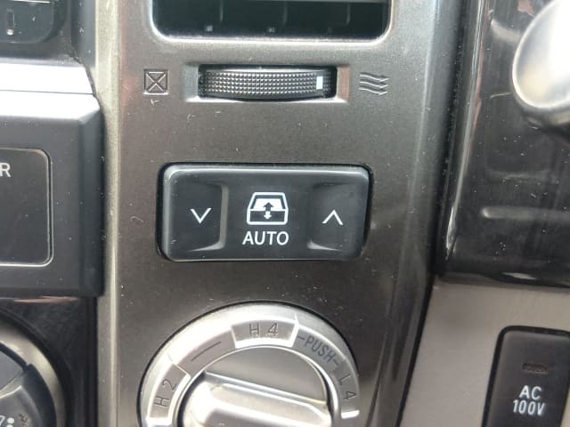 TOYOTA Hilux Surf thumbnail 44