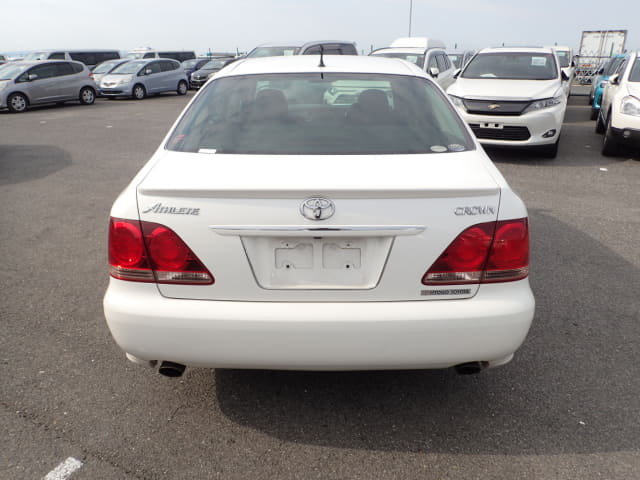 TOYOTA Crown thumbnail 4