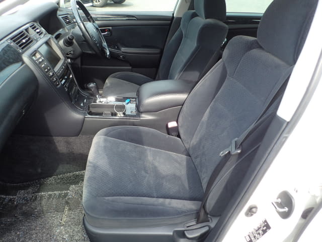 TOYOTA Crown thumbnail 26