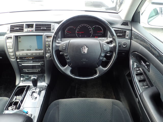 TOYOTA Crown thumbnail 32