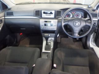2004 TOYOTA Corolla Runx