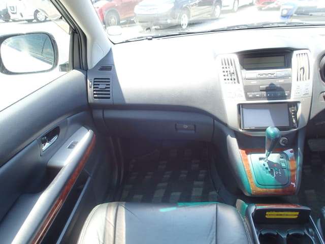TOYOTA Harrier thumbnail 32