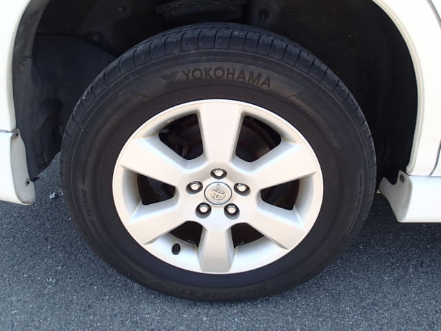 TOYOTA Harrier thumbnail 11