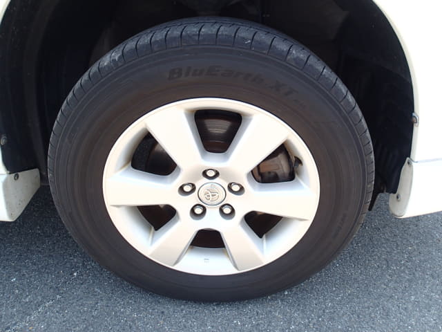 TOYOTA Harrier thumbnail 12