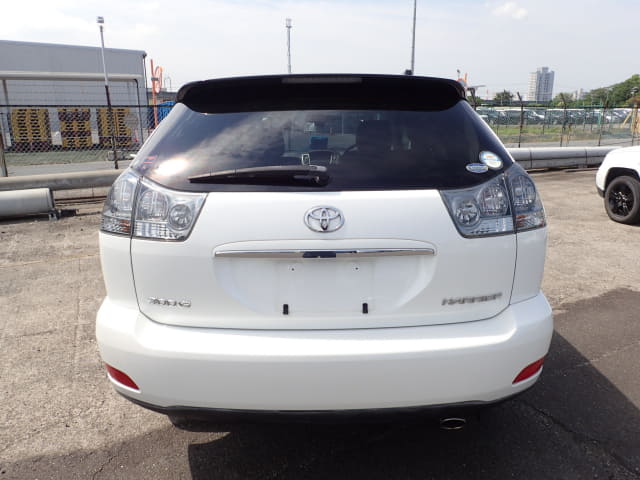 TOYOTA Harrier thumbnail 4