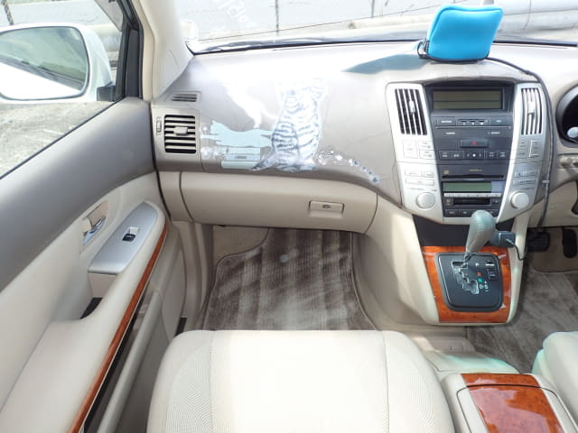 TOYOTA Harrier thumbnail 32