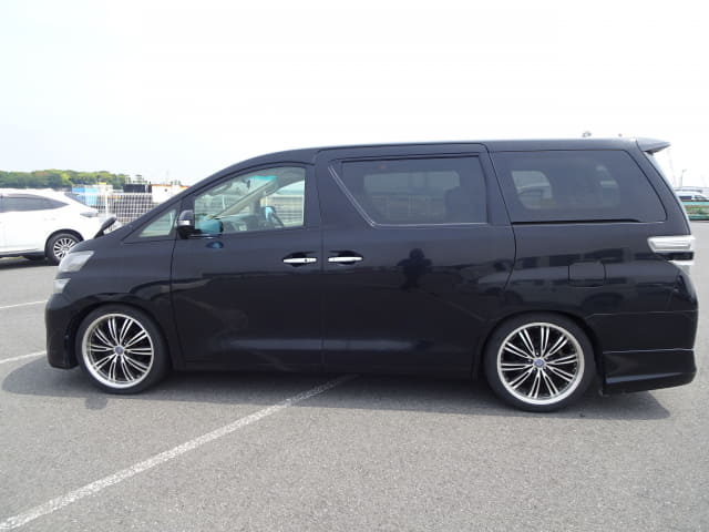 TOYOTA Vellfire thumbnail 2
