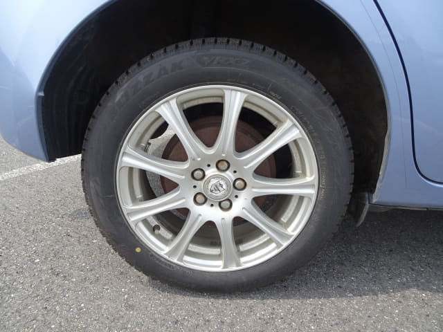 TOYOTA Ractis thumbnail 11