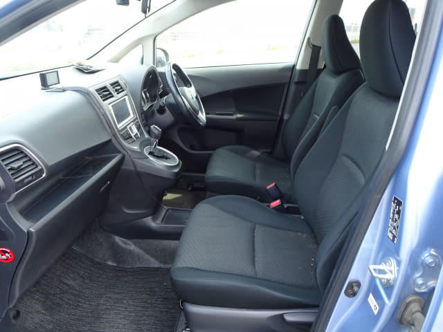 TOYOTA Ractis thumbnail 26