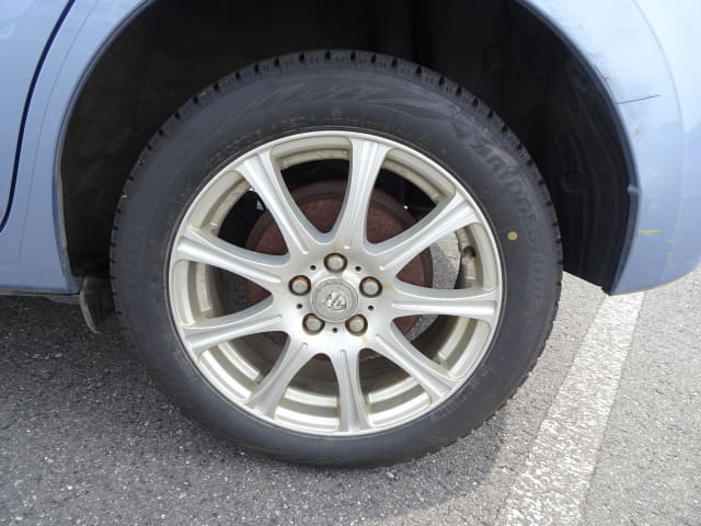 TOYOTA Ractis thumbnail 10