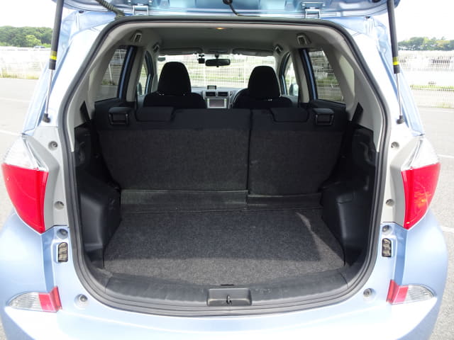 TOYOTA Ractis thumbnail 28