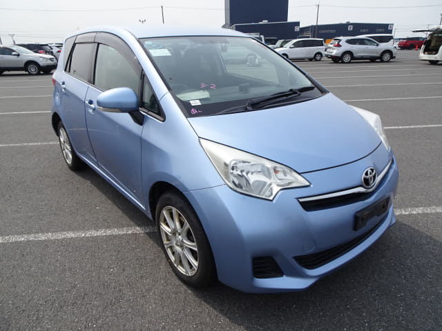 TOYOTA Ractis thumbnail 7