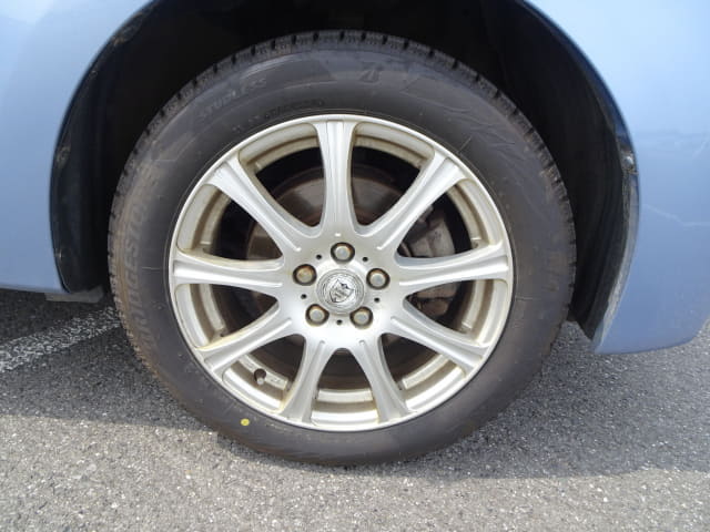 TOYOTA Ractis thumbnail 12
