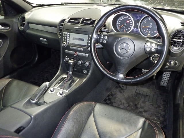 MERCEDES-BENZ SLK thumbnail 3