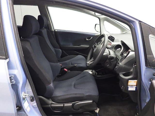 HONDA Fit thumbnail 4