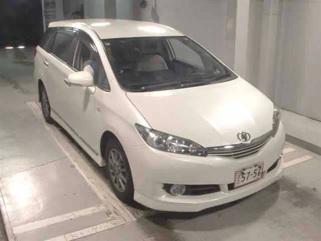 TOYOTA Wish thumbnail 57