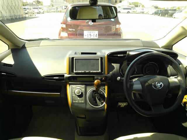 TOYOTA Wish thumbnail 52