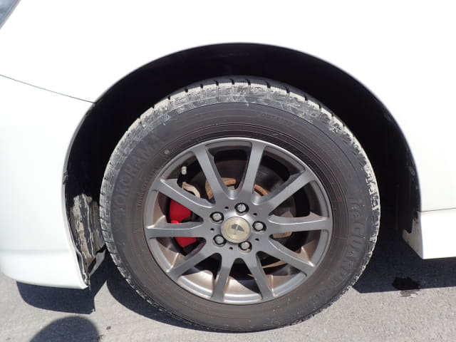 TOYOTA Wish thumbnail 9