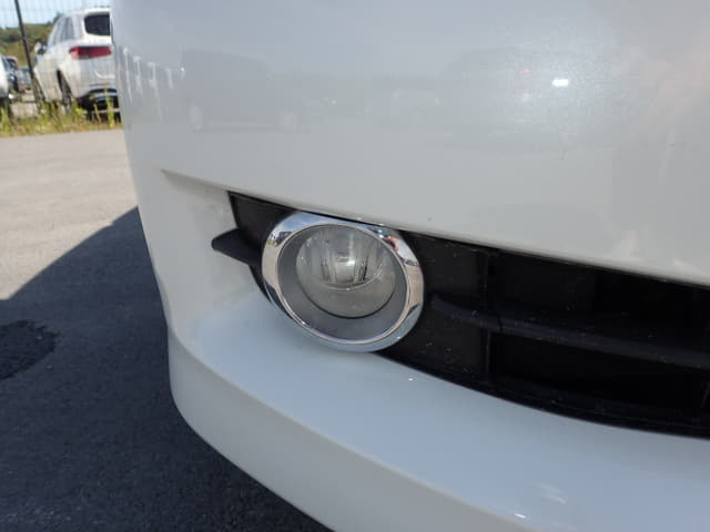 TOYOTA Wish thumbnail 46