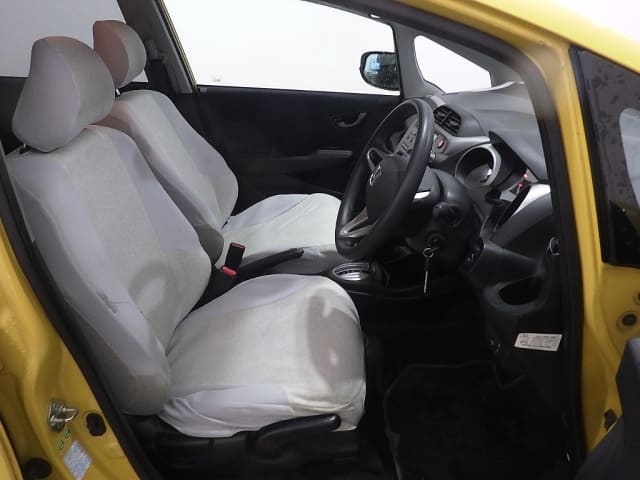 HONDA Fit thumbnail 4