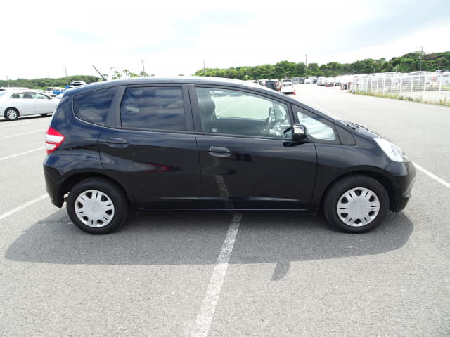 HONDA Fit thumbnail 6