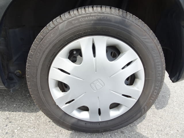 HONDA Fit thumbnail 10