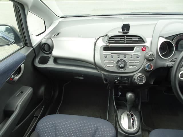 HONDA Fit thumbnail 33