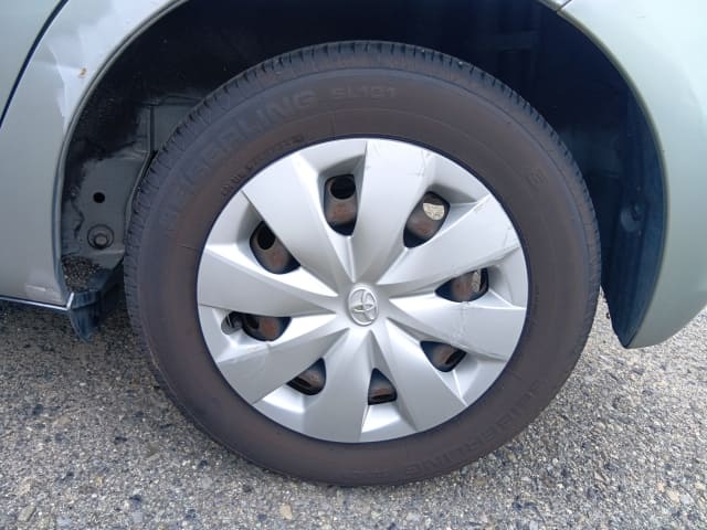 TOYOTA Vitz thumbnail 10
