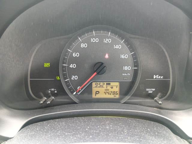 TOYOTA Vitz thumbnail 34