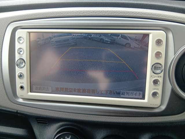 TOYOTA Vitz thumbnail 38