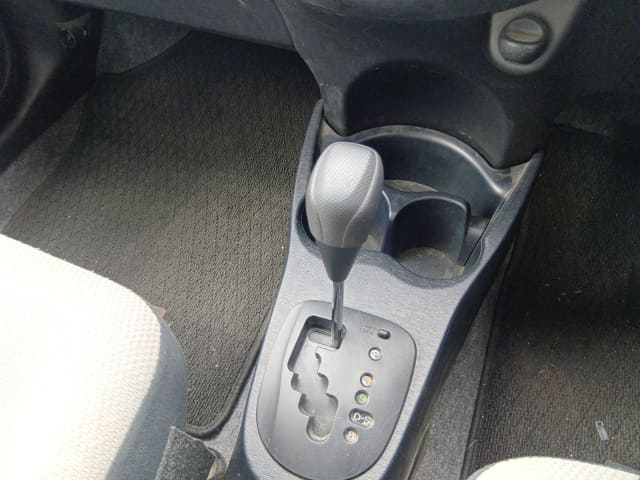 TOYOTA Vitz thumbnail 40