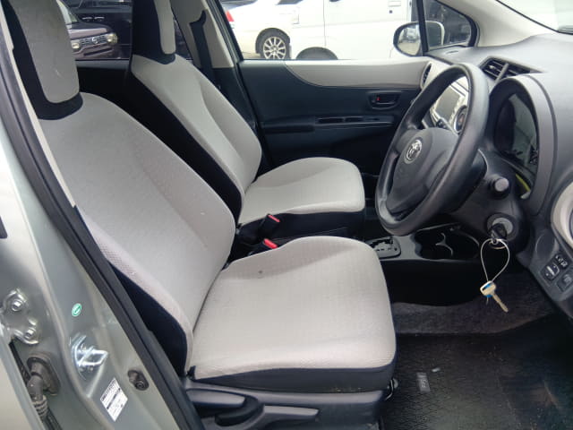 TOYOTA Vitz thumbnail 25