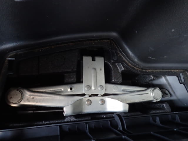 NISSAN X-Trail thumbnail 30