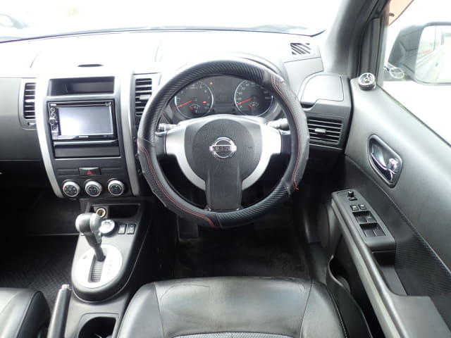 NISSAN X-Trail thumbnail 32