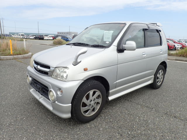 DAIHATSU Terios Kid