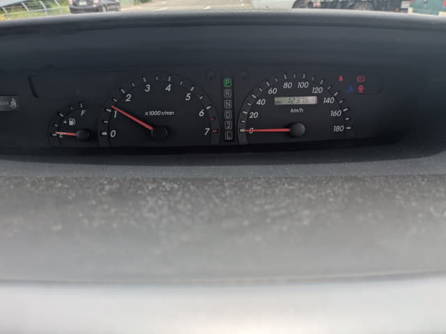 TOYOTA Noah thumbnail 35