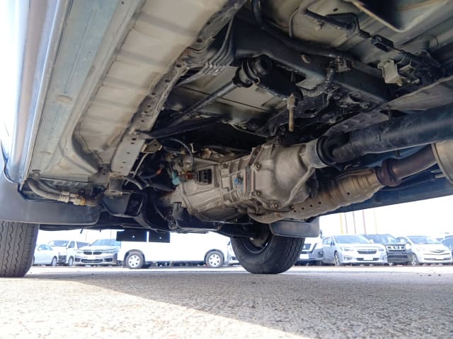 TOYOTA Hiace Van thumbnail 36
