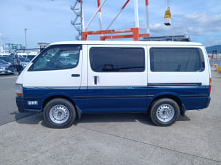 2003 TOYOTA Hiace Van