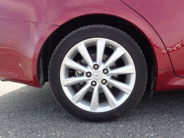 LEXUS IS thumbnail 11