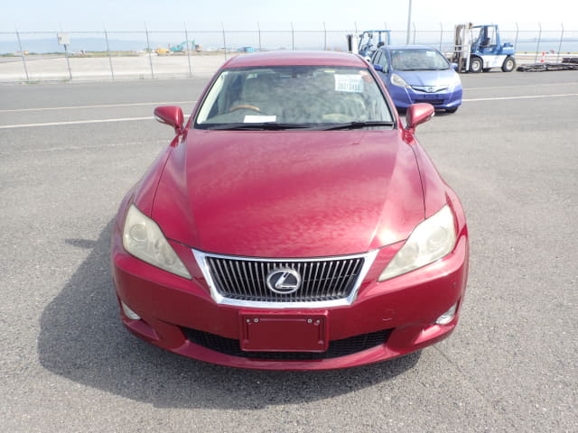 LEXUS IS thumbnail 8