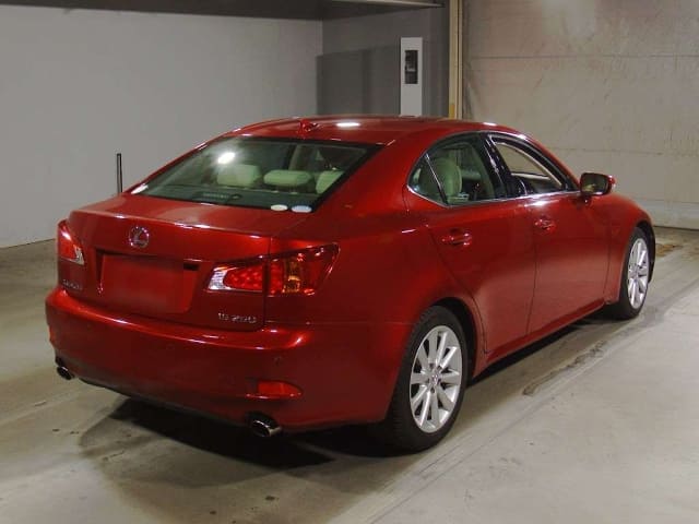 LEXUS IS thumbnail 2